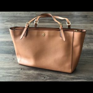 Tory Burch Leather Purse